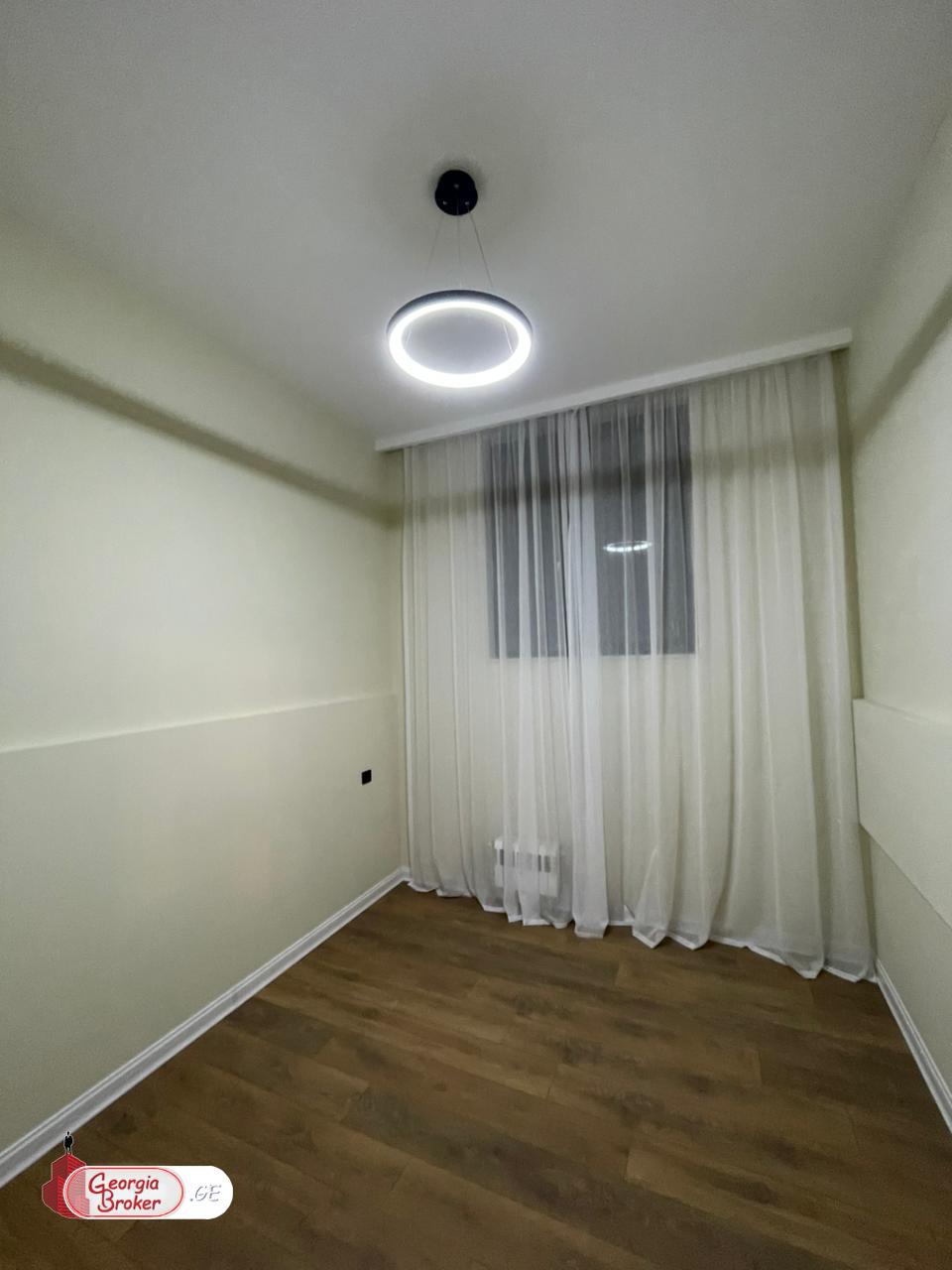 nearly repaired 3-room apartment for sale